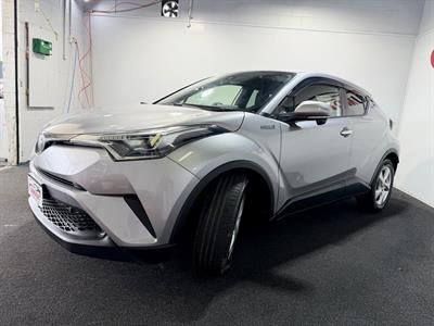 2018 Toyota C-HR - Thumbnail