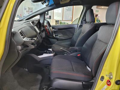 2016 Honda Fit - Thumbnail