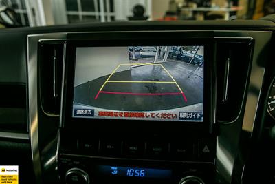 2016 Toyota Alphard - Thumbnail