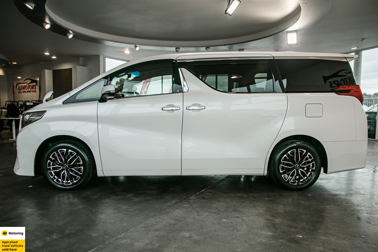 2016 Toyota Alphard