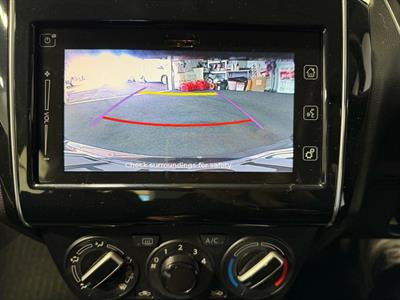 2018 Suzuki Swift - Thumbnail