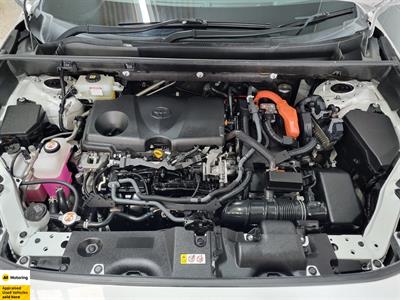 2021 Toyota RAV4 - Thumbnail