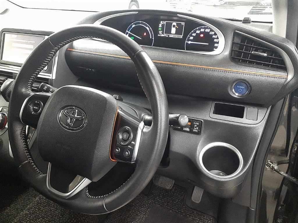 2016 Toyota Sienta