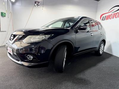 2015 Nissan X-Trail - Thumbnail