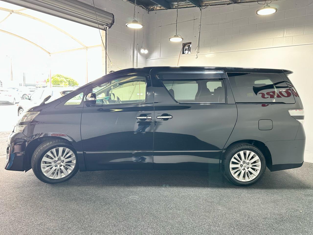 2013 Toyota Vellfire