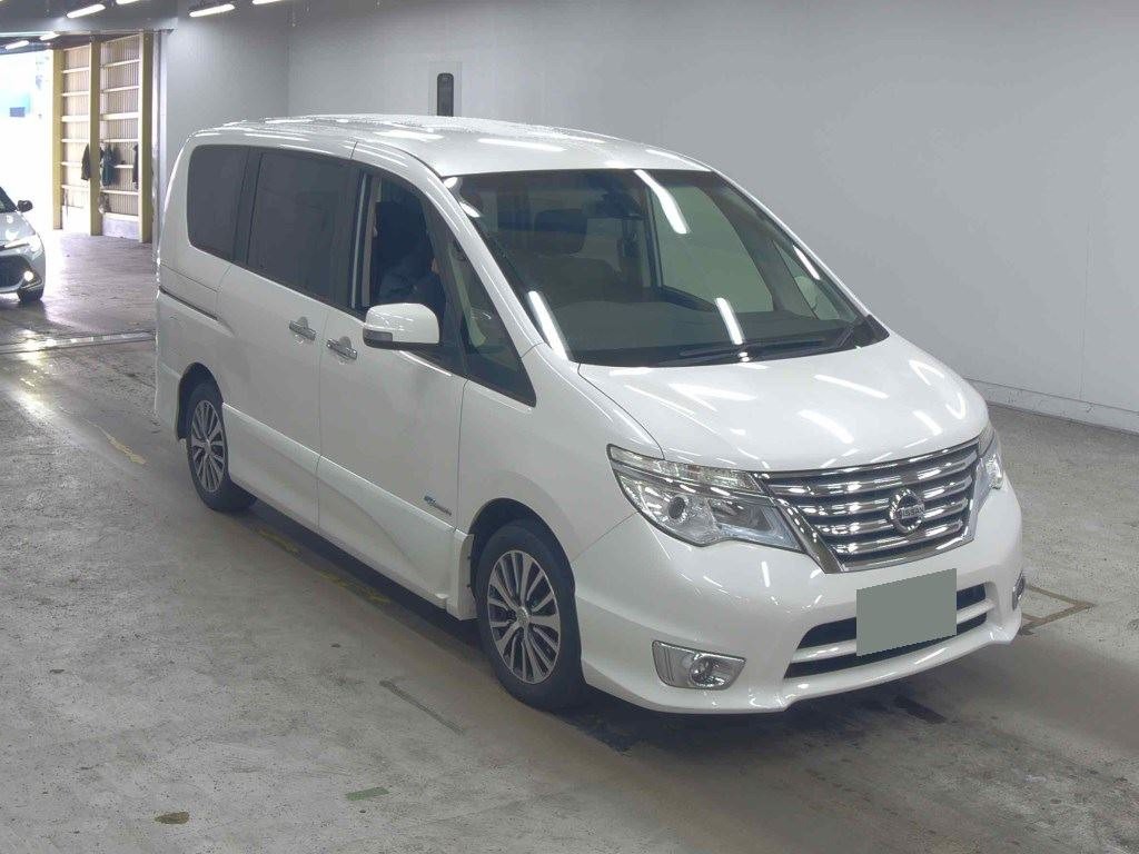 2015 Nissan Serena