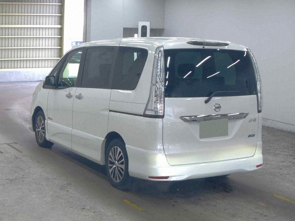 2015 Nissan Serena