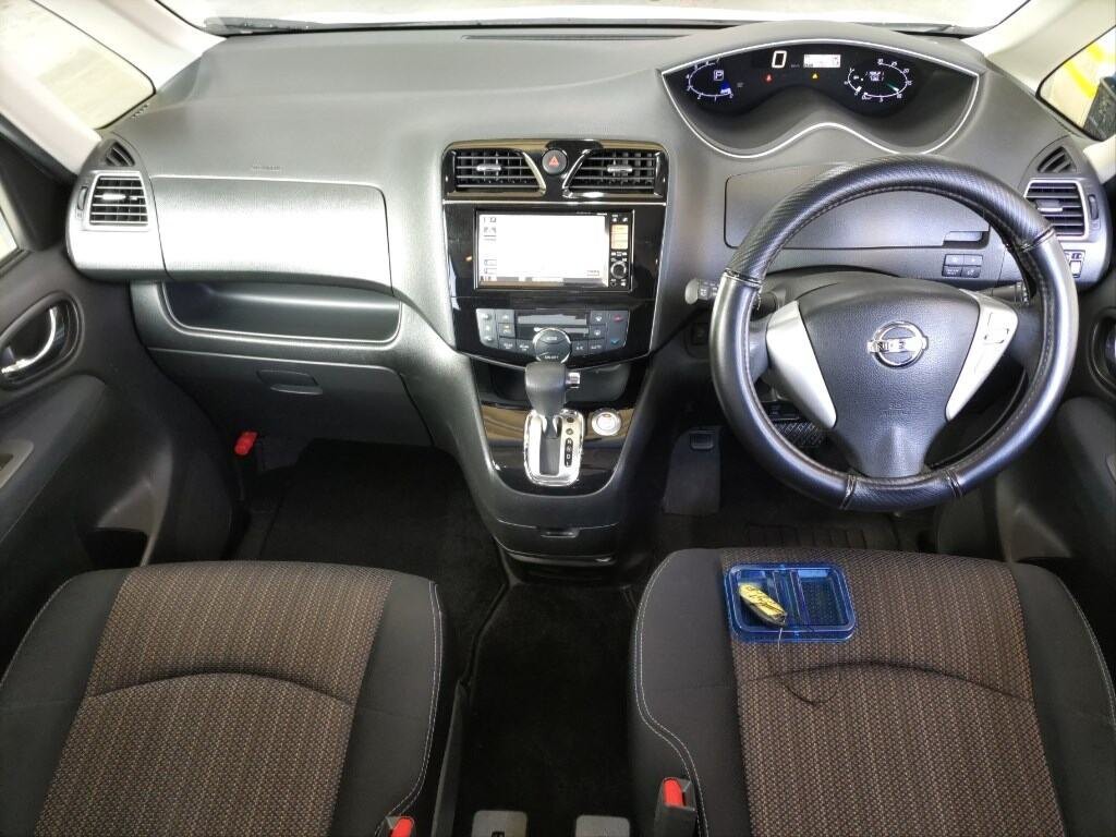2015 Nissan Serena