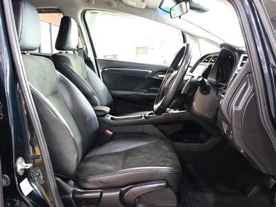 2015 Honda Shuttle - Thumbnail