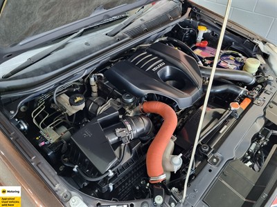 2017 Isuzu MU-X - Thumbnail