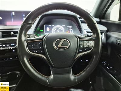 2019 Lexus UX 250h - Thumbnail