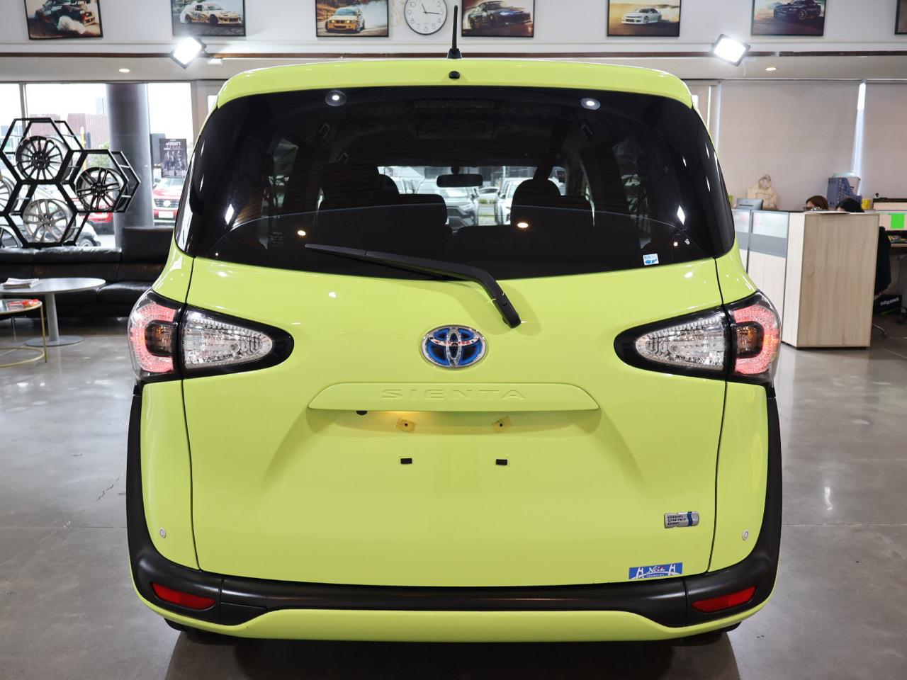 2016 Toyota Sienta