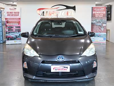 2013 Toyota Aqua - Thumbnail