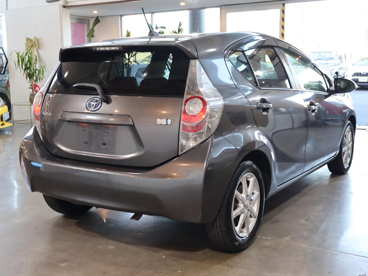 2013 Toyota Aqua