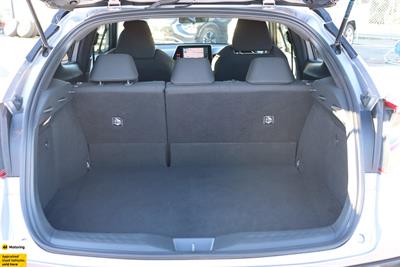 2018 Toyota C-HR - Thumbnail