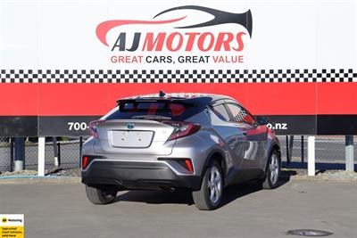 2018 Toyota C-HR - Thumbnail