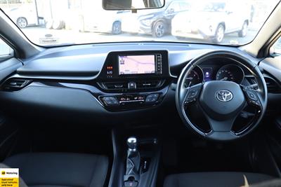 2018 Toyota C-HR - Thumbnail