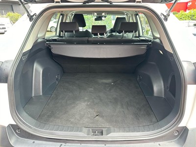 2022 Toyota RAV4 - Thumbnail