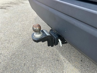 2022 Toyota RAV4 - Thumbnail