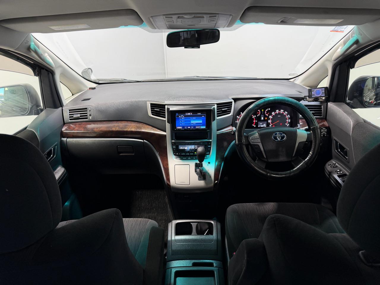 2014 Toyota Vellfire