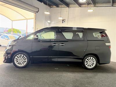 2014 Toyota Vellfire - Thumbnail