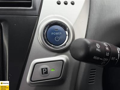 2013 Toyota Prius - Thumbnail