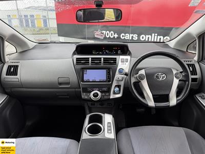 2013 Toyota Prius - Thumbnail