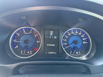 2017 Toyota Hilux - Thumbnail
