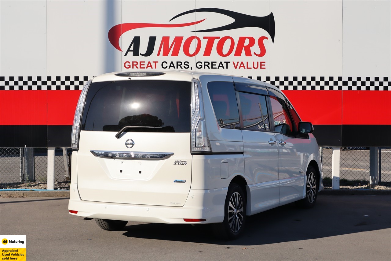 2015 Nissan Serena