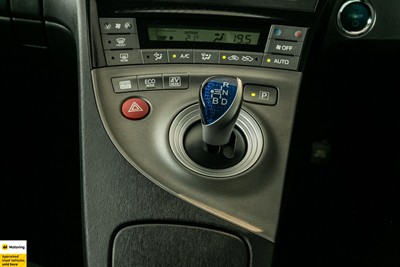 2012 Toyota Prius - Thumbnail