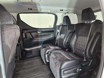 2015 Toyota Vellfire - Thumbnail