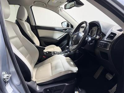 2015 Mazda CX-5 - Thumbnail