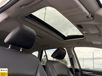 2016 Subaru Outback - Thumbnail