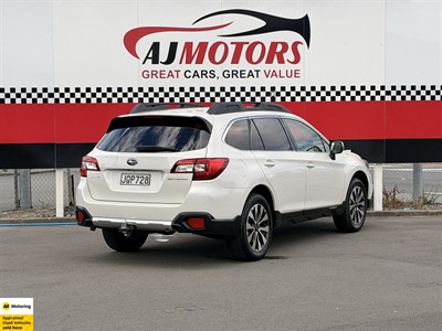 2016 Subaru Outback - Thumbnail