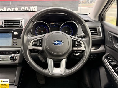 2016 Subaru Outback - Thumbnail