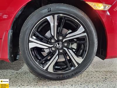 2017 Honda Civic - Thumbnail