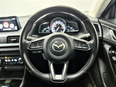 2016 Mazda Axela - Thumbnail