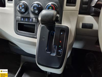 2020 Toyota Hiace - Thumbnail