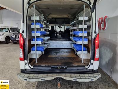 2020 Toyota Hiace - Thumbnail