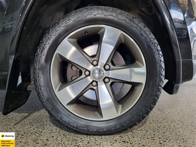 2016 Jeep Grand Cherokee - Thumbnail