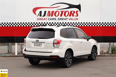 2017 Subaru Forester - Thumbnail