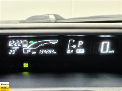 2015 Toyota Aqua - Thumbnail