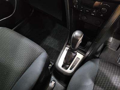 2014 Suzuki Swift - Thumbnail