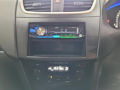 2014 Suzuki Swift - Thumbnail