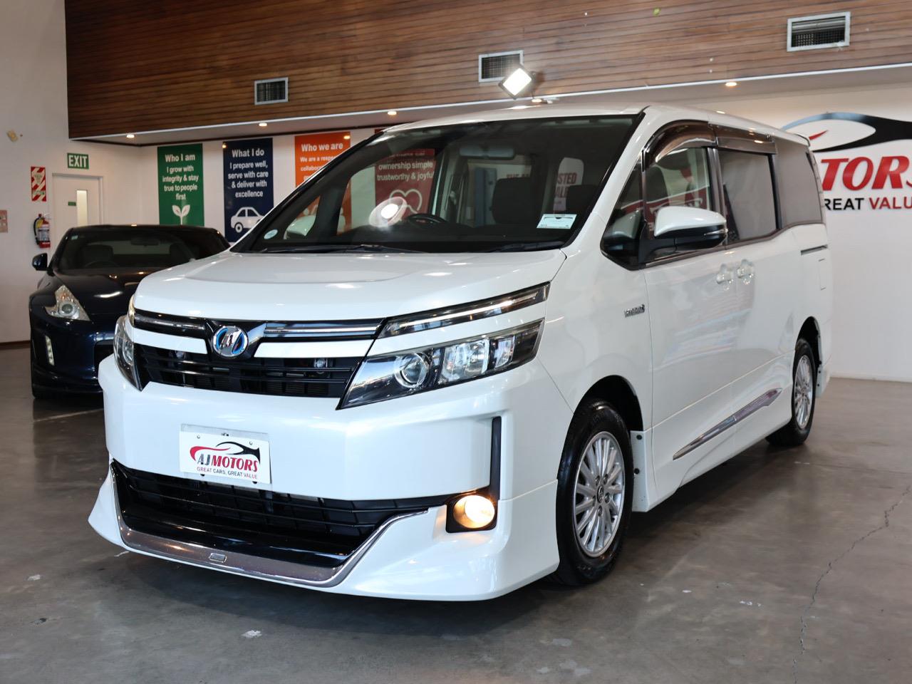 2014 Toyota Voxy