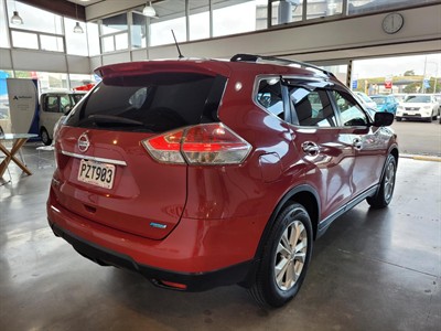 2014 Nissan X-Trail - Thumbnail