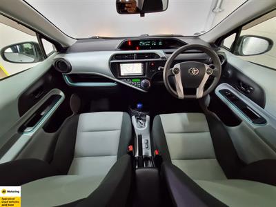 2012 Toyota Aqua - Thumbnail