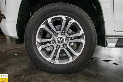 2022 Mitsubishi Triton - Thumbnail