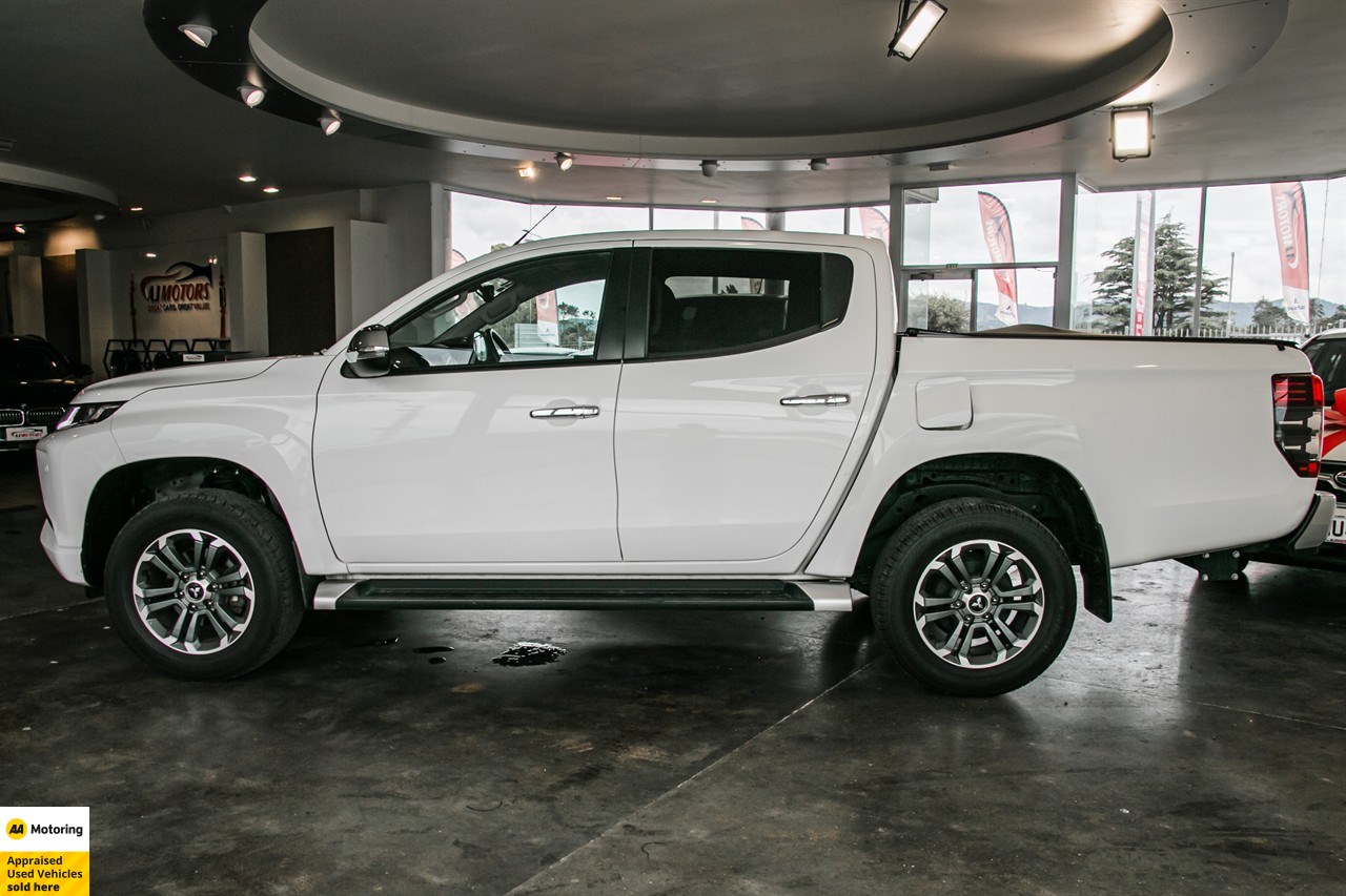 2022 Mitsubishi Triton