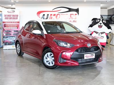 2021 Toyota Yaris - Thumbnail